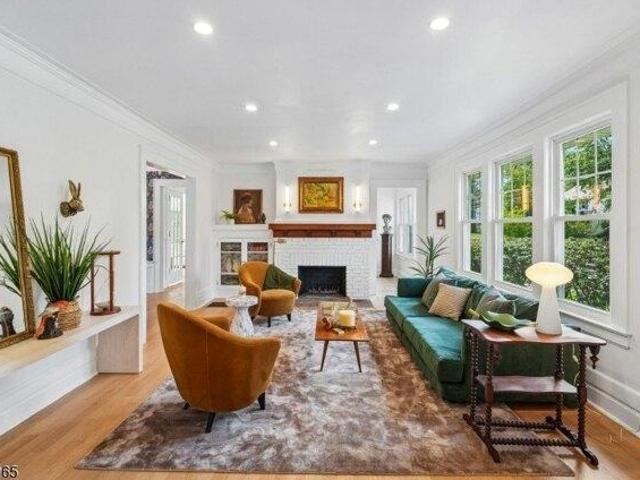 House for sale in Newark Heights, Maplewood