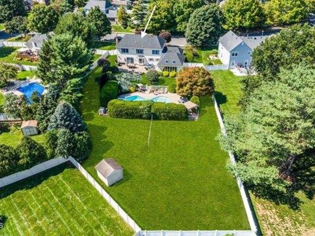 House for sale in Parc Chateau, Marlboro Township