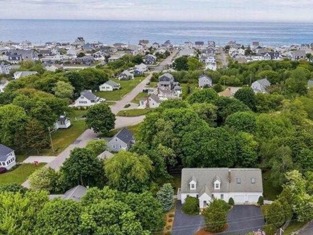 House for sale in Ocean Bluff, Marshfield