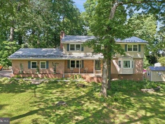 House for sale in Falling Waters, West Virginia