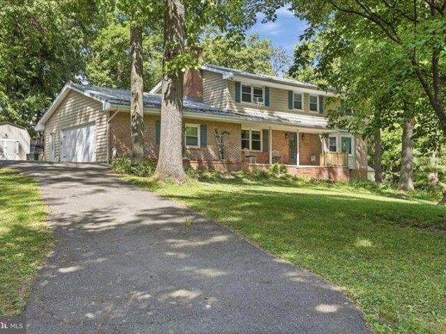 House for sale in Falling Waters, West Virginia