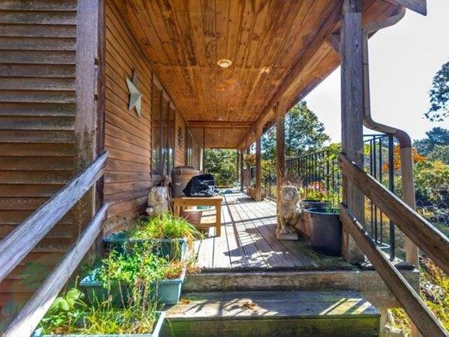 House for sale in Mashpee, Barnstable County