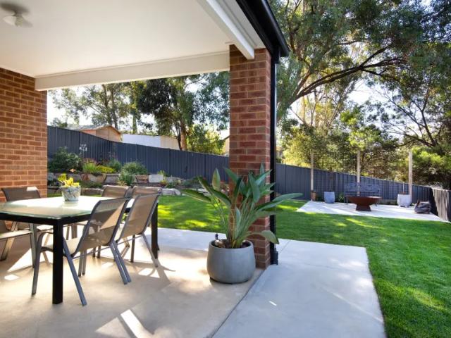 House for sale in Mckenzie Hill, Victoria