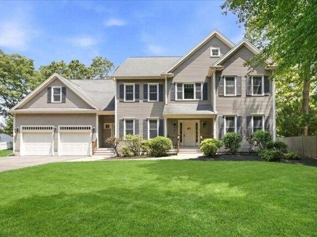 House for sale in Medfield, Massachusetts