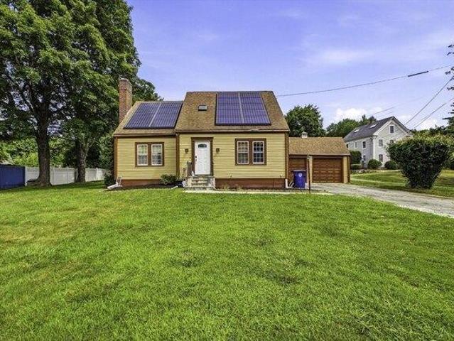 House for sale in Medway, Massachusetts