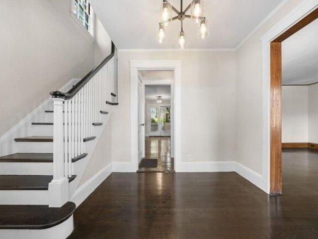 House for sale in Wyoming, Melrose