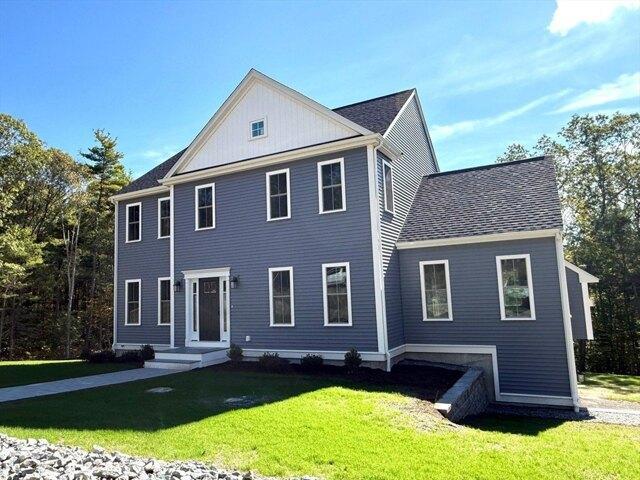 House for sale in Mendon, Massachusetts