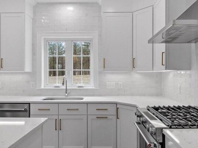 House for sale in Mendon, Massachusetts