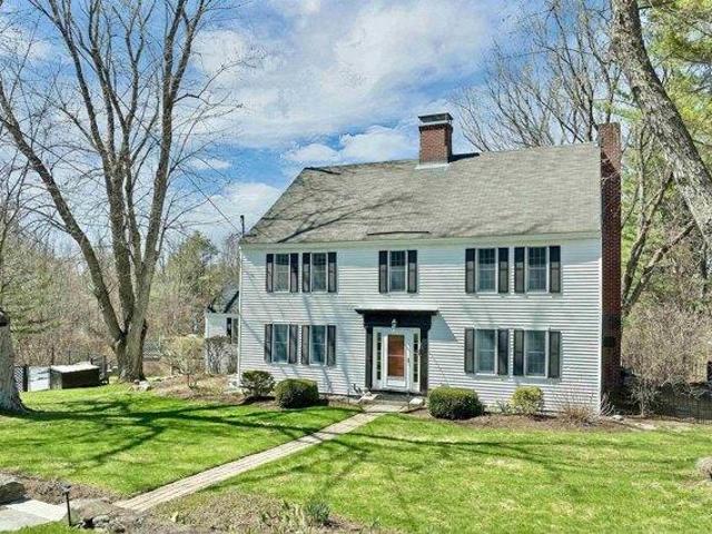 House for sale in New Hampshire
