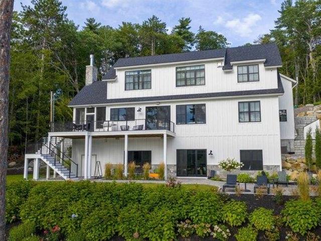 House for sale in New Hampshire