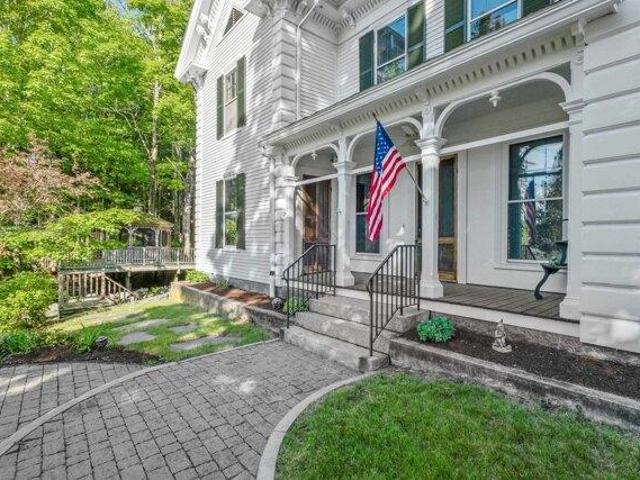House for sale in Meredith, Belknap County