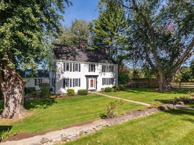 House for sale in Mallard Cove, Laconia