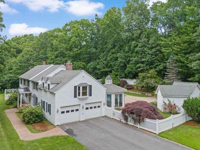 House for sale in New Hampshire