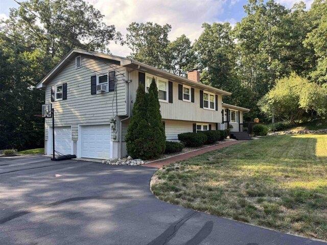 House for sale in Woodland Park, Merrimack