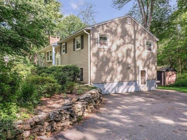 House for sale in Maple Park, Methuen