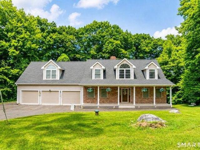 House for sale in Middlebury, Naugatuck Valley Planning Region