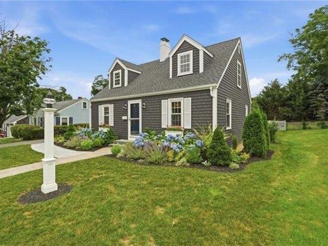 House for sale in Middletown, Rhode Island