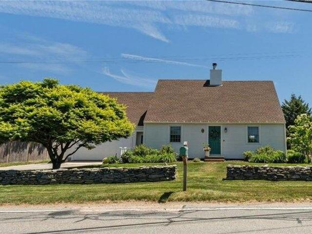 House for sale in Middletown, Rhode Island