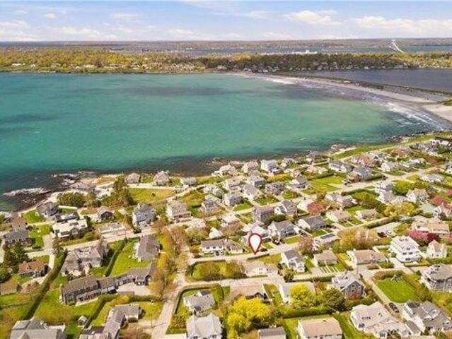House for sale in Easton's Point, Middletown