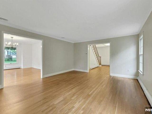House for sale in Midland Park, New Jersey