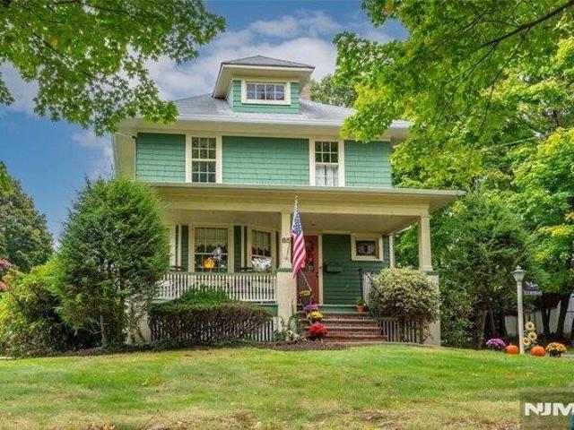 House for sale in Midland Park, Bergen County