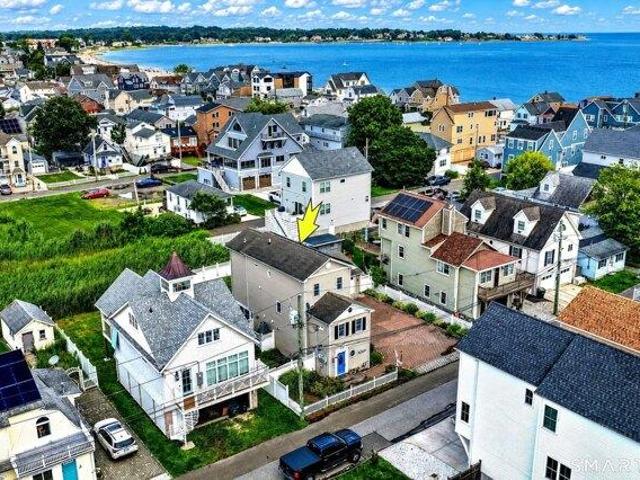 House for sale in Fort Trumbull, Milford