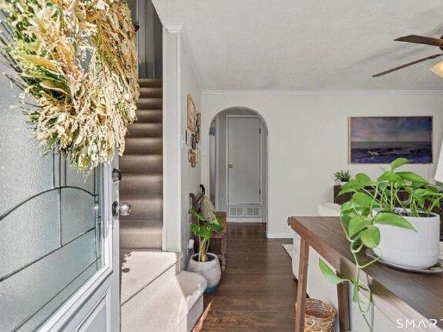 House for sale in Fort Trumbull, Milford