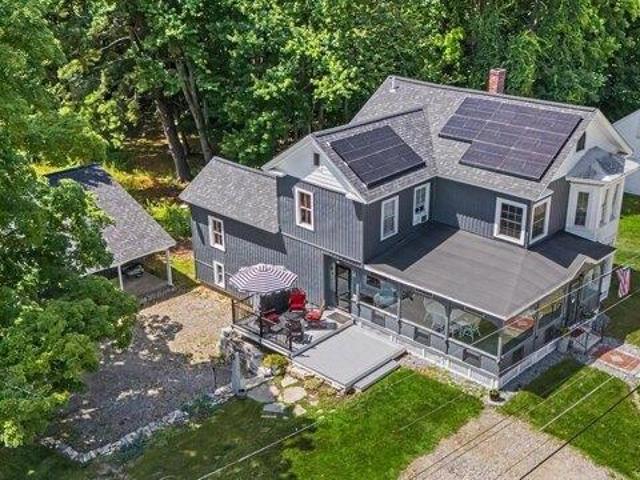 House for sale in New Hampshire