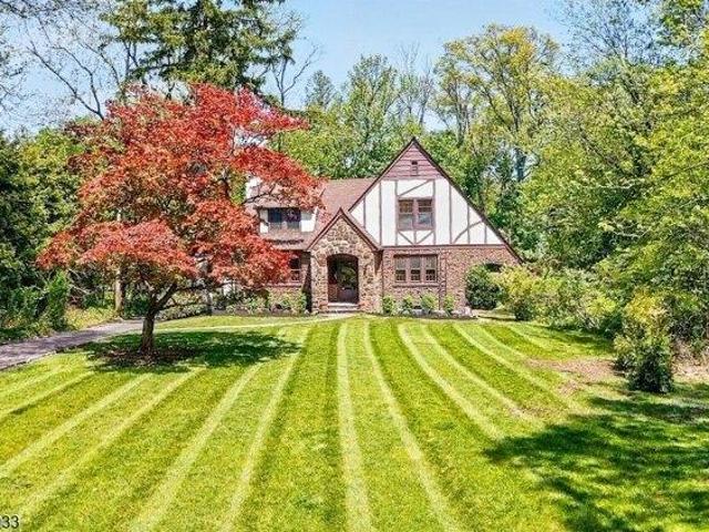 House for sale in Millburn, New Jersey