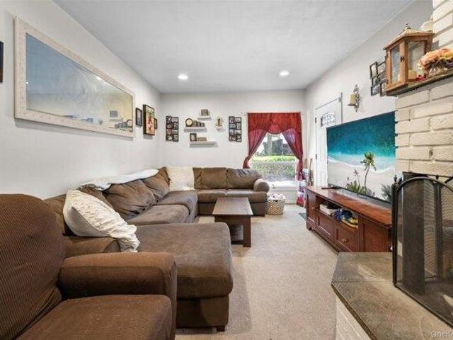 House for sale in Centereach, New York