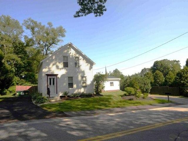 House for sale in Milton Mills, Milton