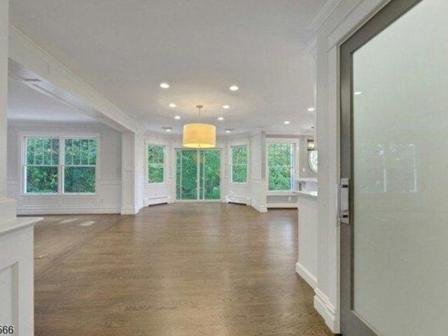 House for sale in Montvale, New Jersey