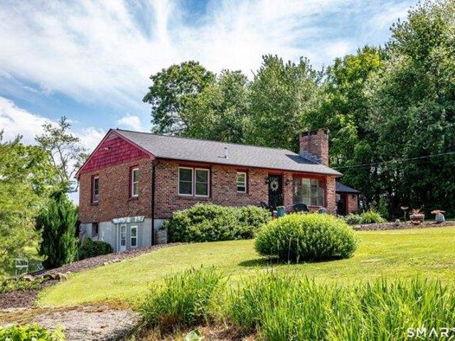 House for sale in Morris, Connecticut