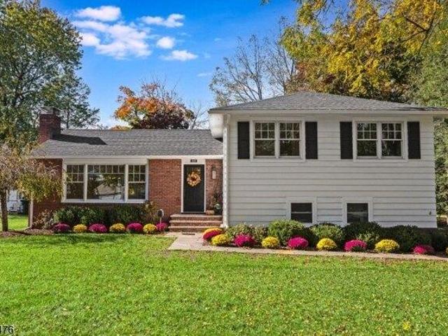 House for sale in Morris Plains, Morris County