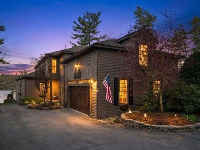 House for sale in New Hampshire