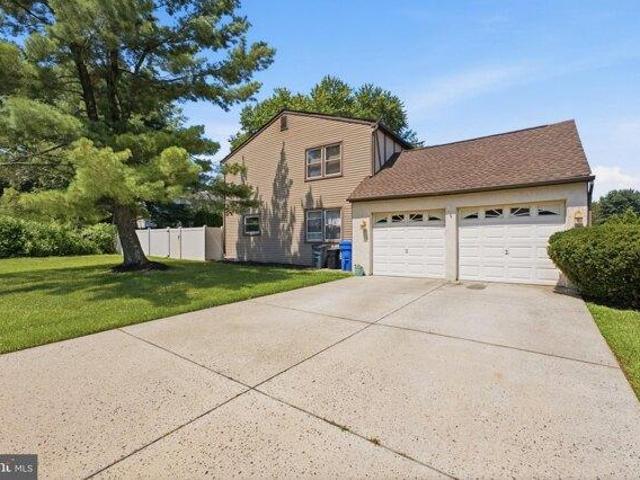 House for sale in Mount Laurel, New Jersey