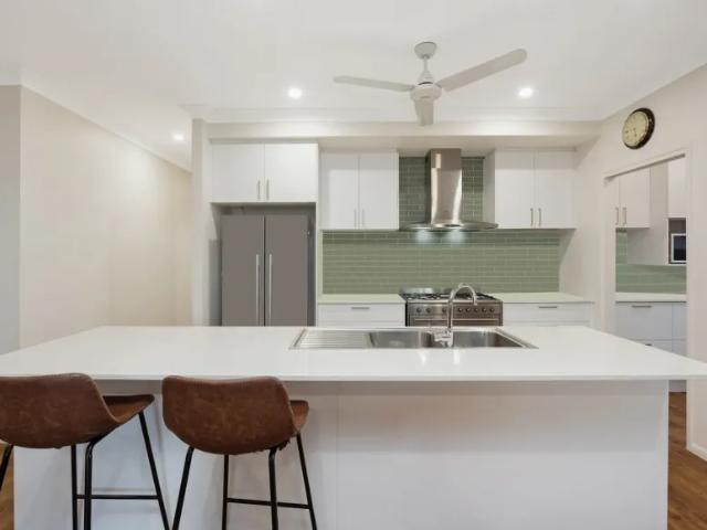 House for sale in Mount Low, Queensland