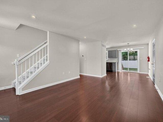 House for sale in Weathervane Farms, East Greenwich Township