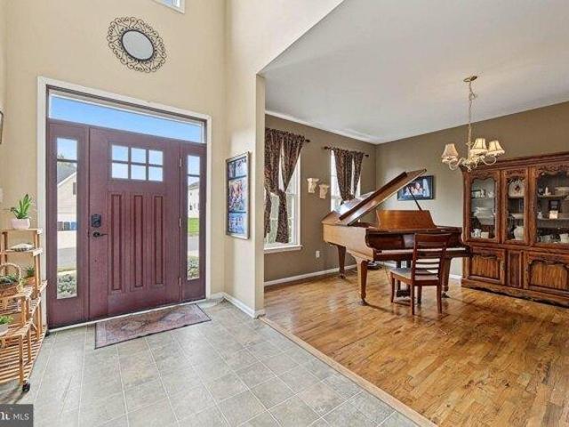 House for sale in Oak Ridge, East Greenwich Township
