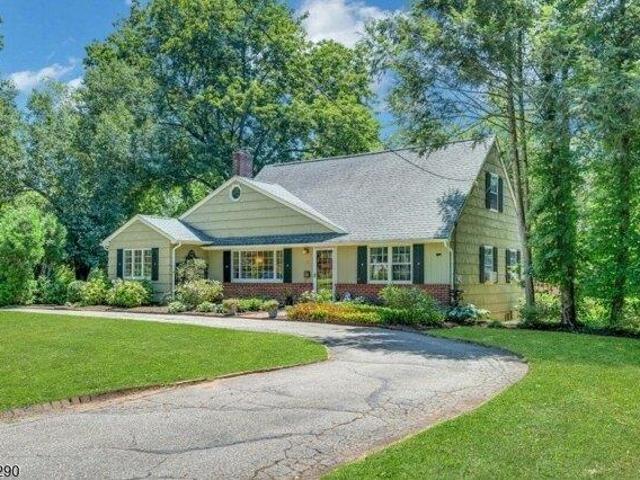 House for sale in Mountain Lakes, New Jersey