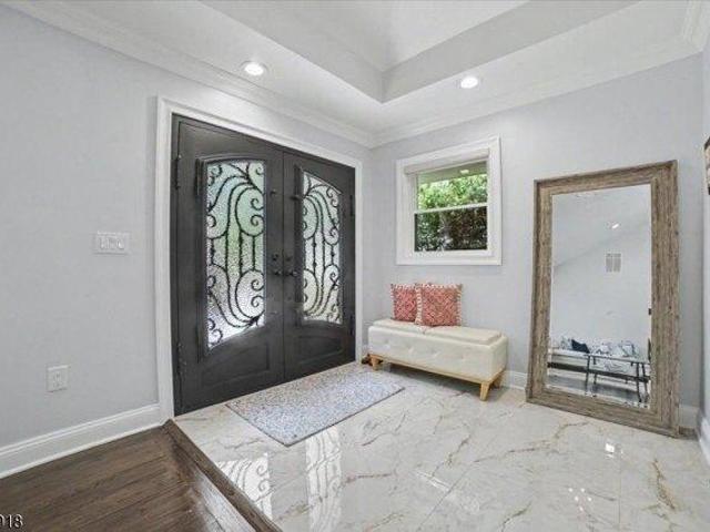 House for sale in Mountainside, New Jersey