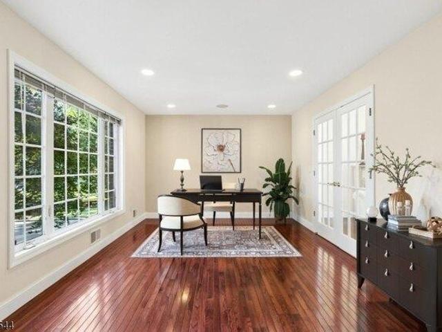 House for sale in Mountainside, New Jersey