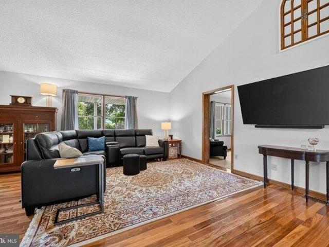 House for sale in Mullica Hill, Harrison Township