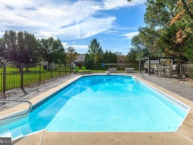 House for sale in Harrison Estates, Harrison Township
