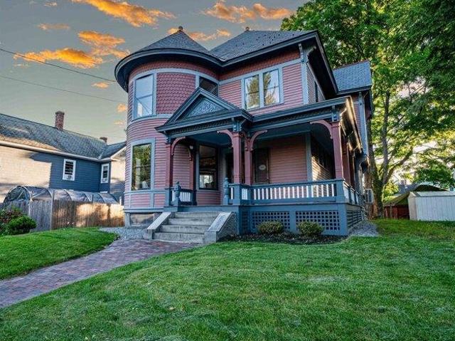 House for sale in New Hampshire