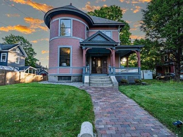 House for sale in New Hampshire