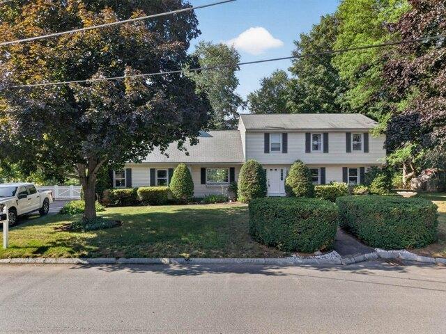 House for sale in New Hampshire