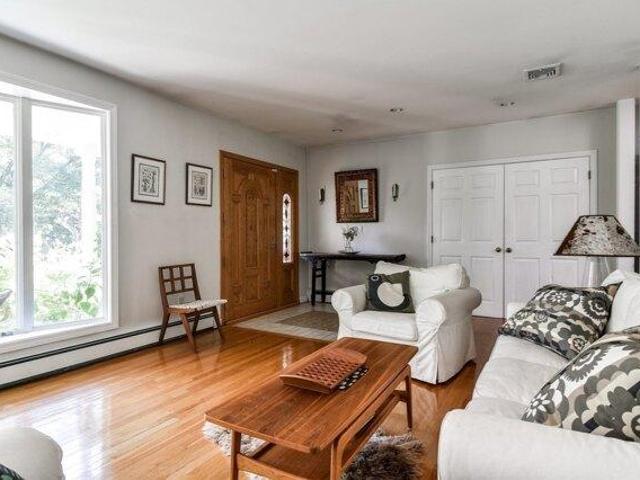 House for sale in Morseville, Natick