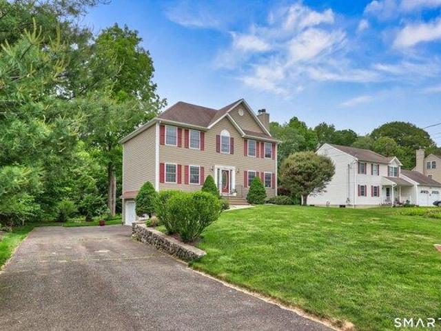 House for sale in Naugatuck, Connecticut