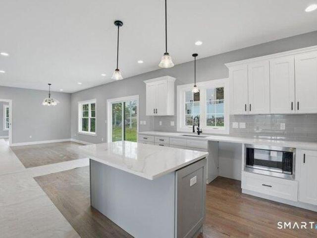 House for sale in Naugatuck, Connecticut